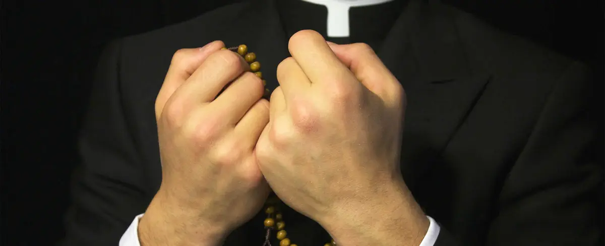 Sacerdote César Cordero fue expulsado de la Iglesia Católica al ser acusado de abusos sexuales a menores