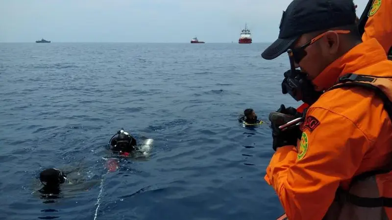 Avión 'Lion Air' se estrella en medio del mar dejando 189 muertes en Indonesia