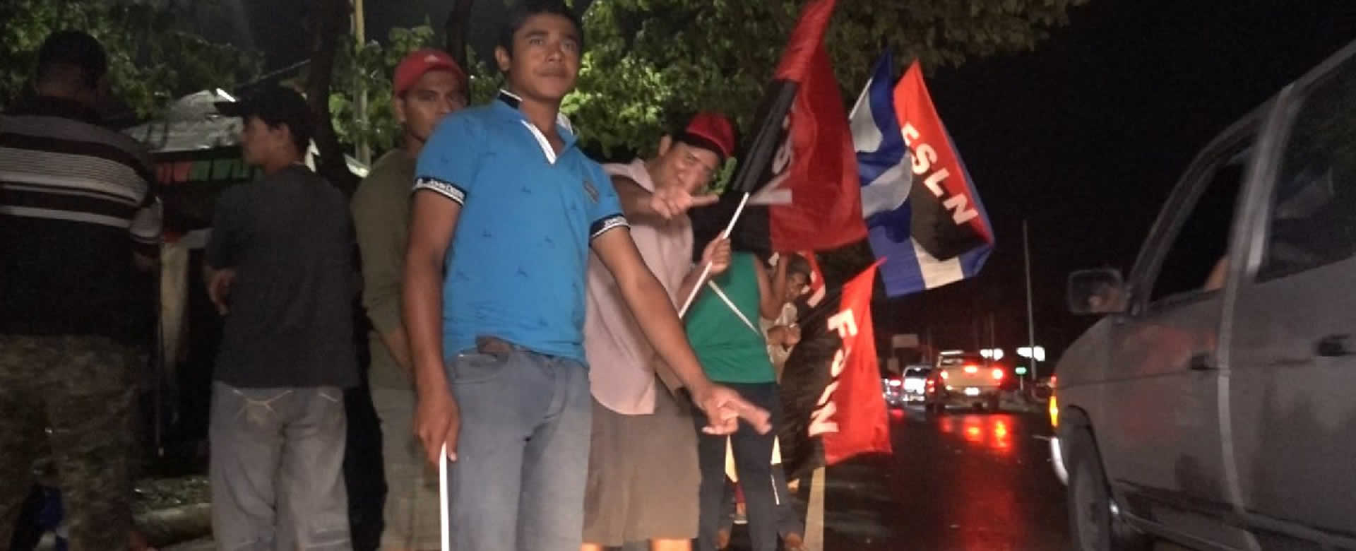 Comerciantes del Mercado Israel Lewites rindieron homenaje a los héroes de Octubre Victorioso