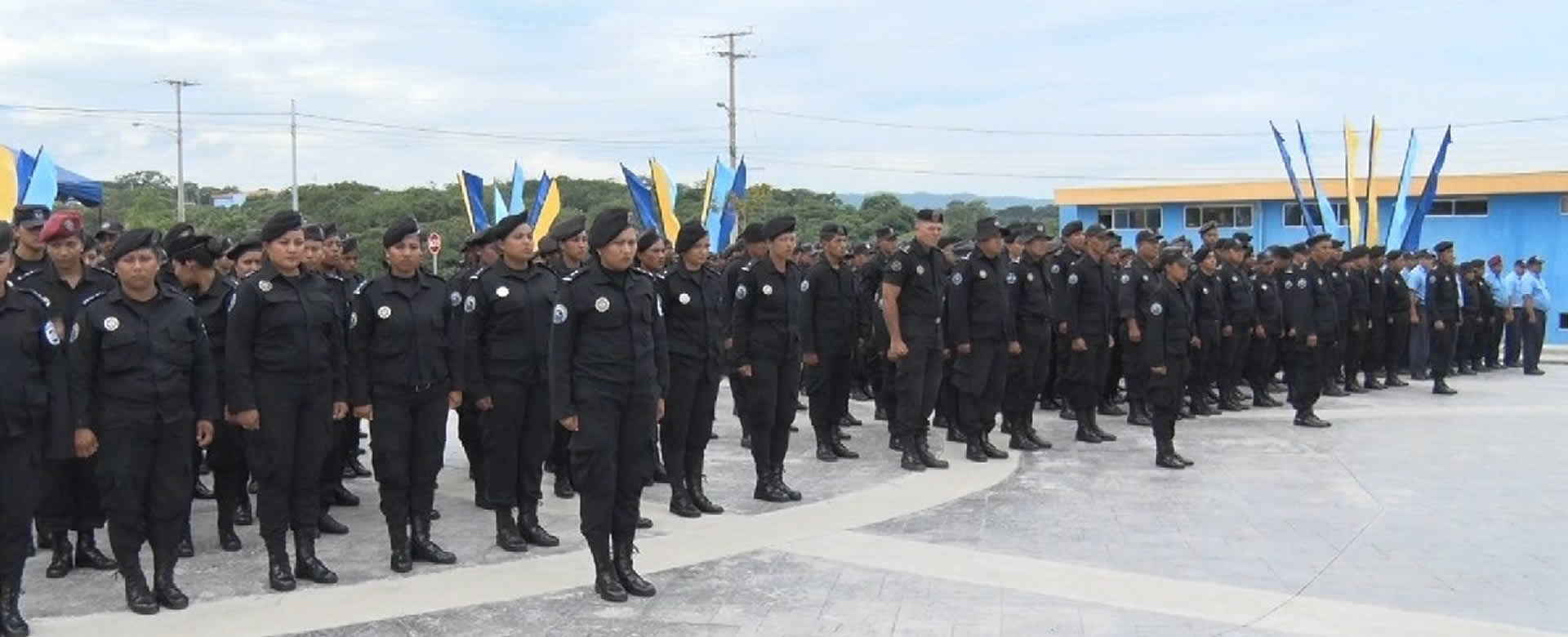 DOEP rinde homenaje Póstumo a la Teniente Zaira Julissa López "Heroína de la Paz"