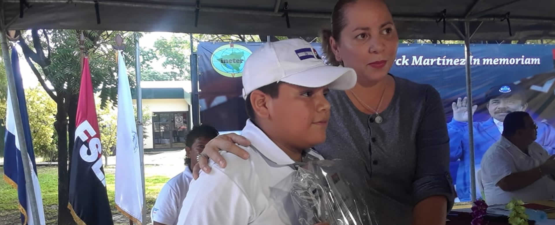 FNT brinda reconocimiento póstumo a familiares del Compañero Bismarck Martínez
