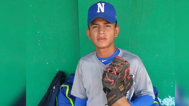 Ángel Obando autorizado para lanzar con el Bóer