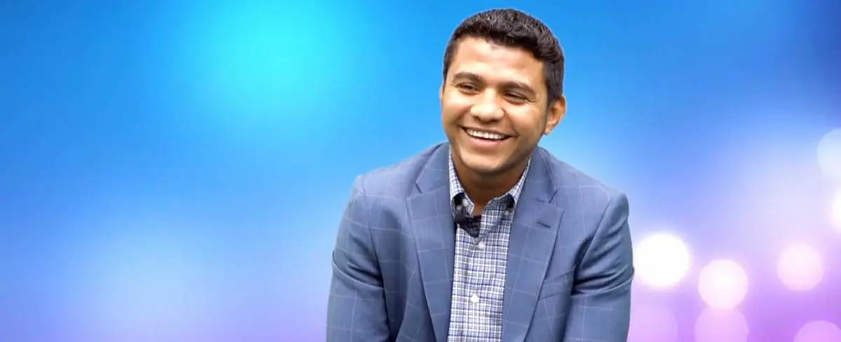 El campeón "Chocolatito" González arriba a sus 33 años de edad