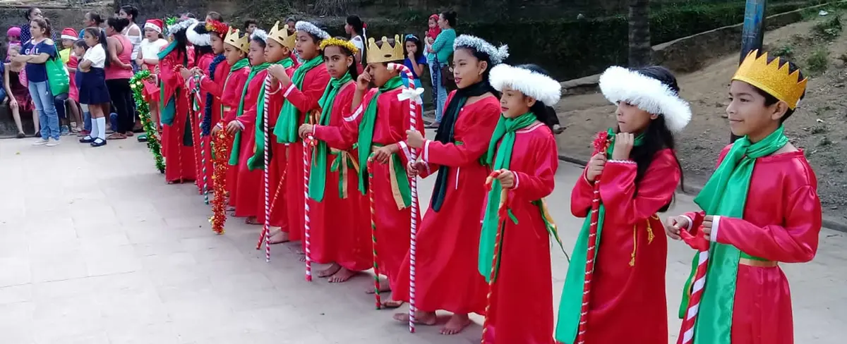 Estudiantes de San Juan de Río coco participaron en el Certamen de Pastorelas
