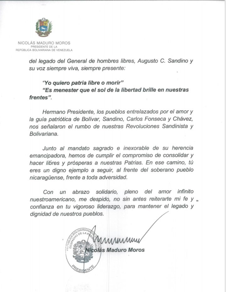El Presidente Nicolás Maduro se une a las feli
