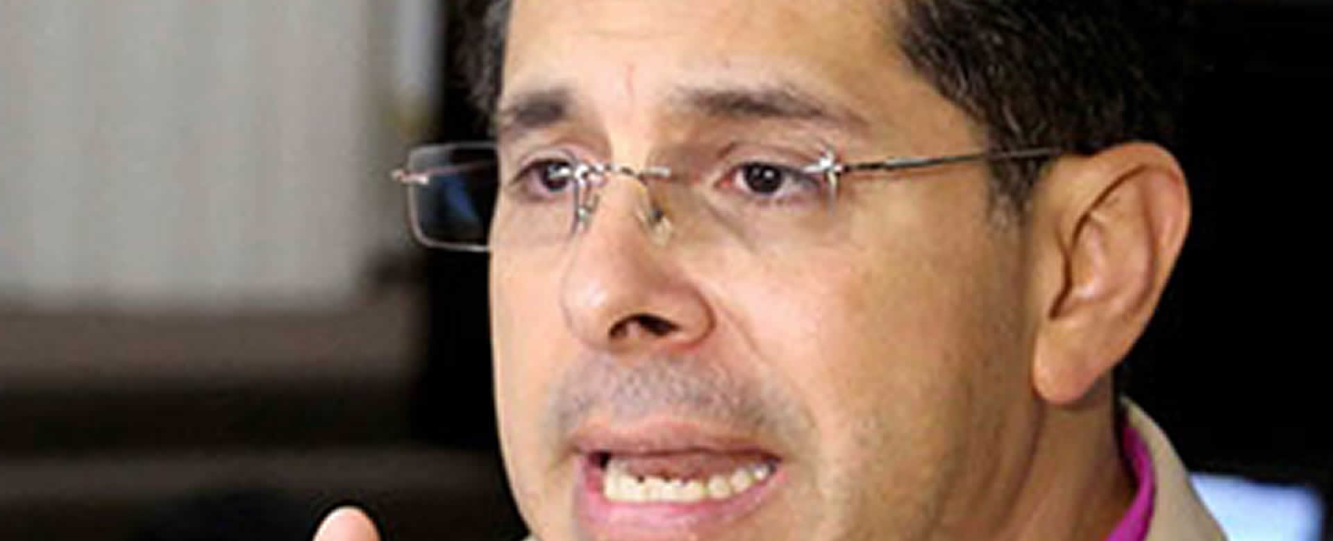 En el 2006 inició la búsqueda de ir mejorando la economía del país