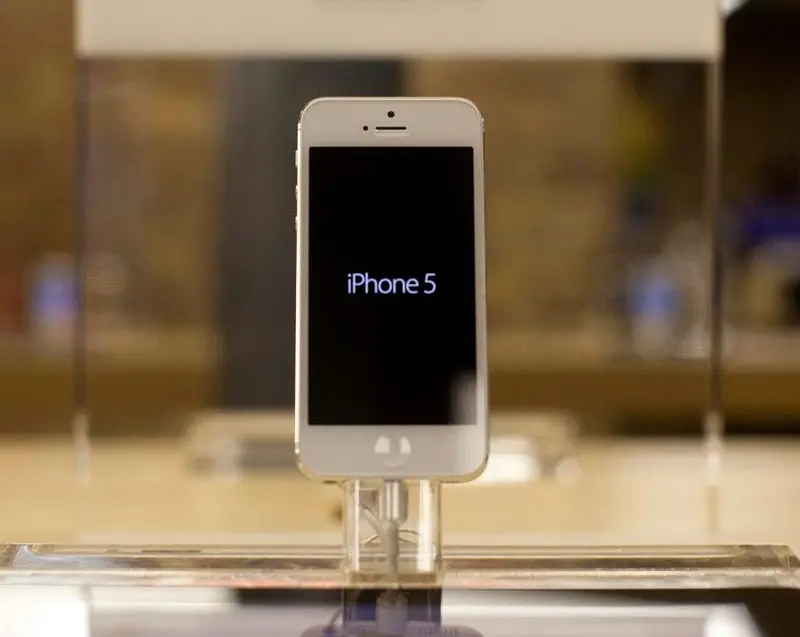 iPhone 5 es declarado totalmente obsoleto