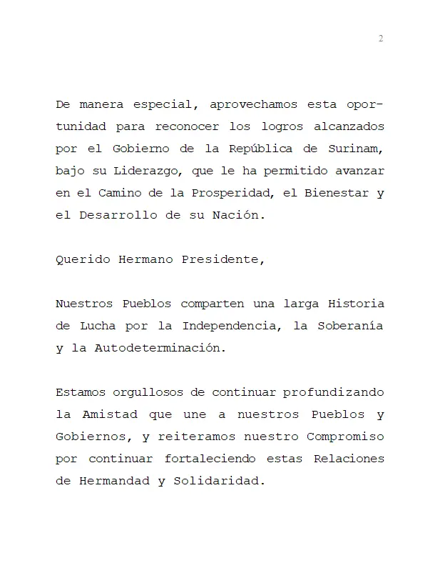 Daniel y Rosario saludan al Presidente de la República de Surinam en el 43 aniversario de Independencia de su pueblo