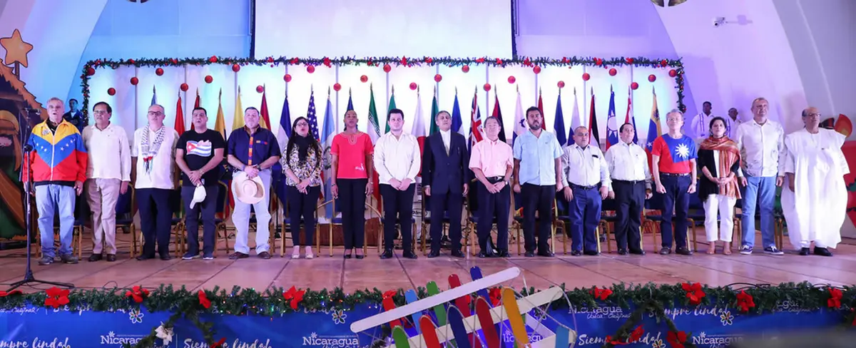 Familias capitalinas disfrutan del II Festival Gastronómico Cultural de Paz y Buena Voluntad