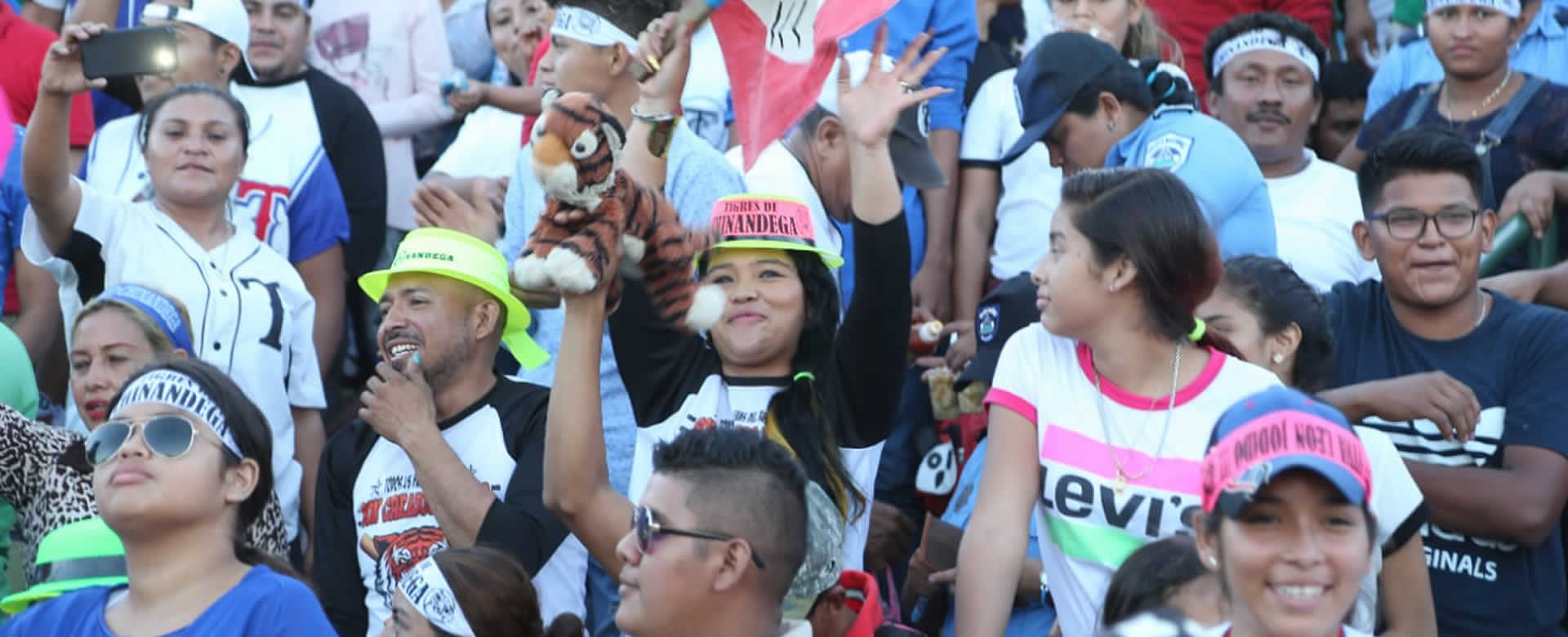 Lanzamiento de Juan Carlos Ramírez inaugura la serie final del Béisbol Profesional