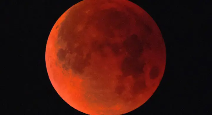 A Partir de las 9:00 de la noche los nicaragüenses podrán apreciar la luna de sangre 