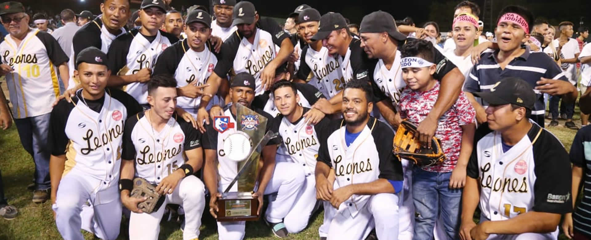 León logra su tercer rugido como campeón en la Liga de Béisbol Profesional