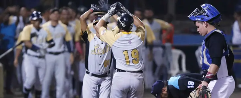 Leones cambian el rumbo del juego en un abrir y cerrar de ojos