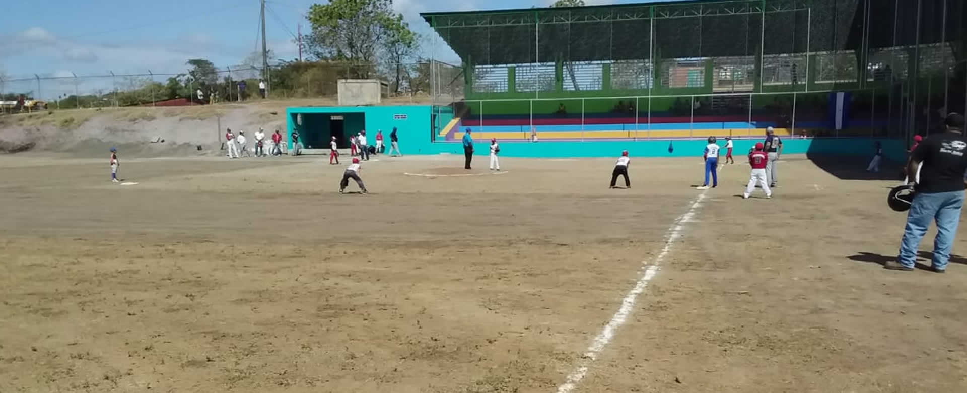 Autoridades de Juigalpa inauguran las remodelaciones del Estadio Infantil