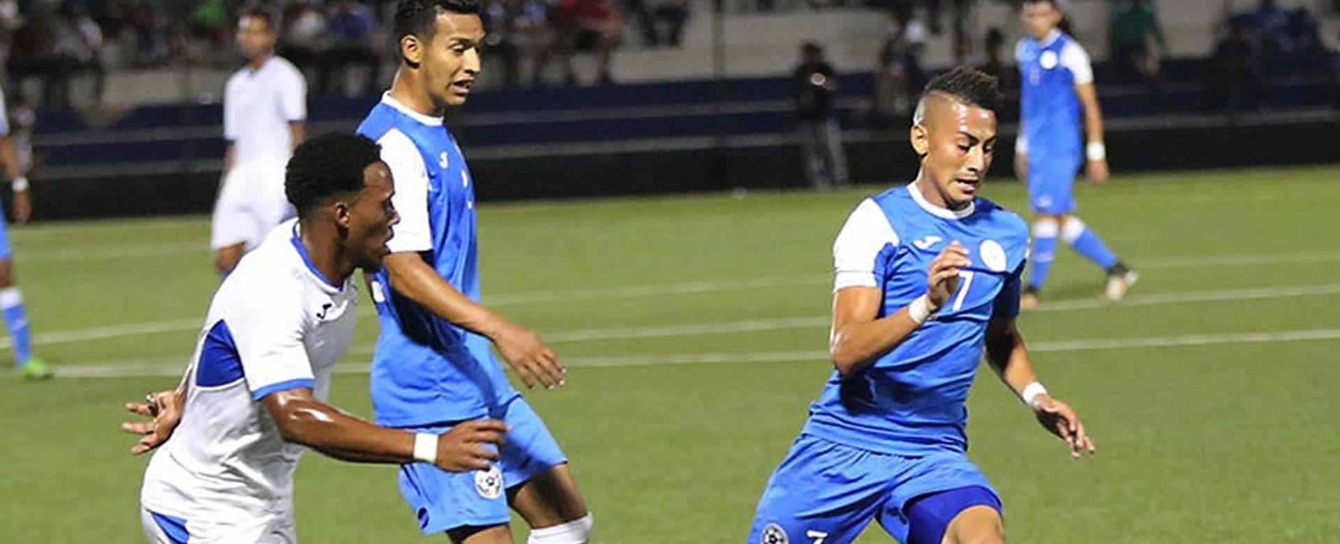Convocan a jugadores para la Liga Primera de CONCACAF