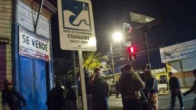 Chilenos bajo alerta a causa de 60 replicas tras sismo de 6.7 Richter