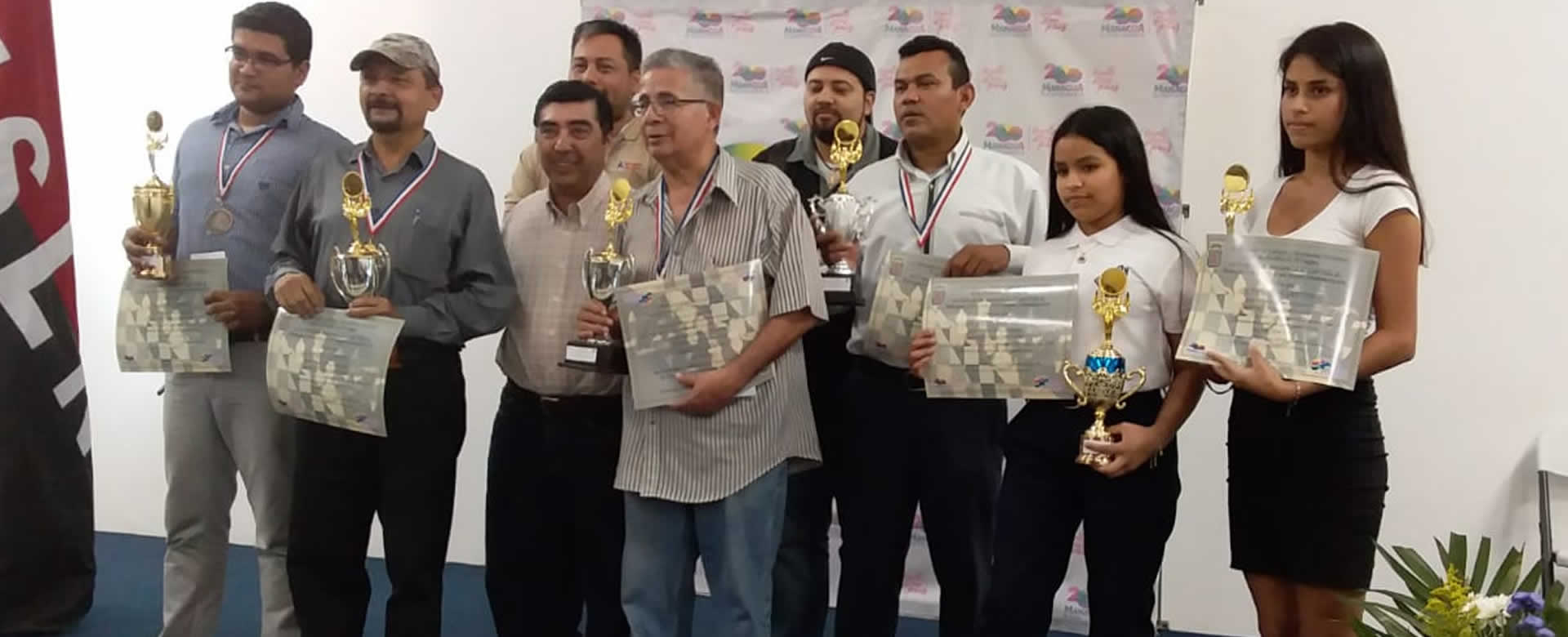 Aficionados del Ajedrez participan en torneo en conmemoración al bicentenario de Managua