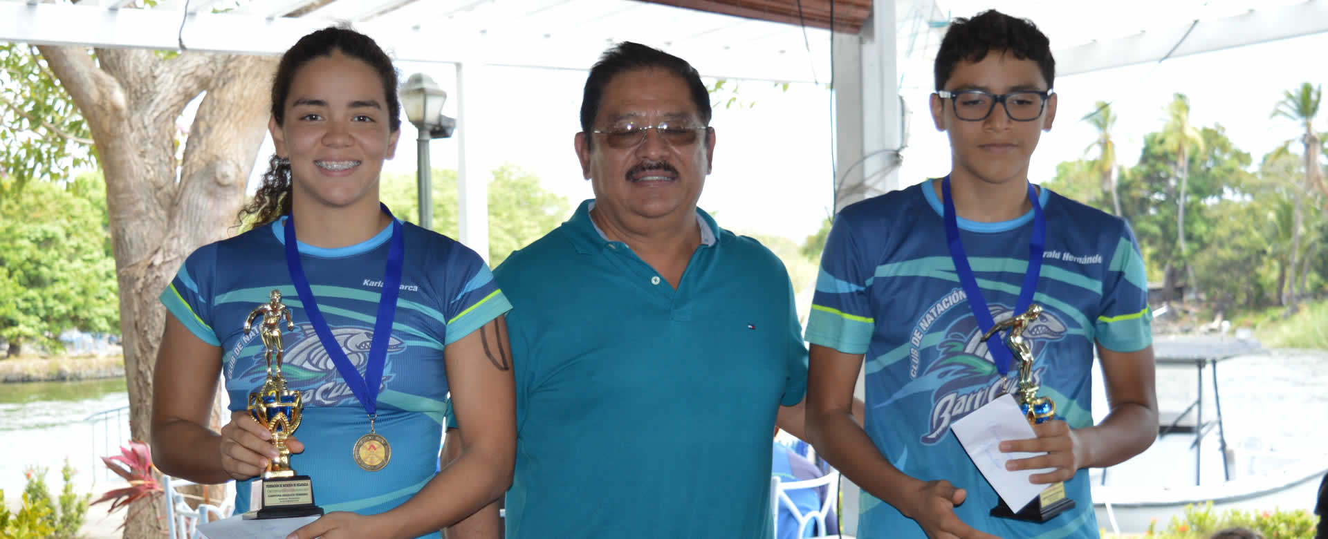 Karla Abarca y Gerald Hernández cosechan más éxitos en aguas nacionales
