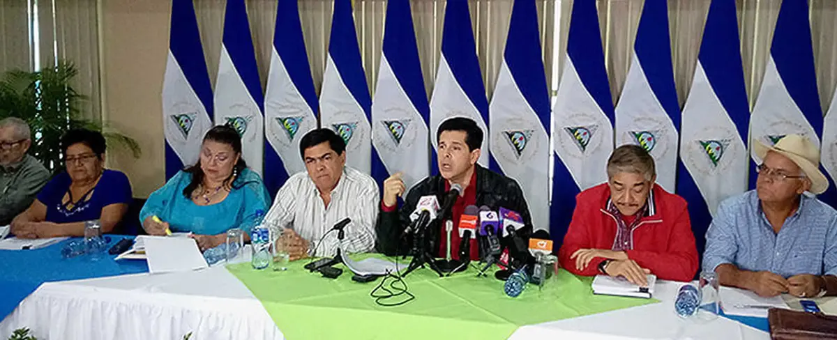 Comisión Económica presenta dictamen de Reformas Tributarias