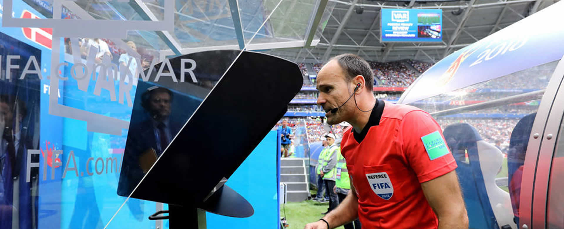 UEFA: ¡Cuidado con pedir revisión de VAR!, porque obtendrás AMARILLA