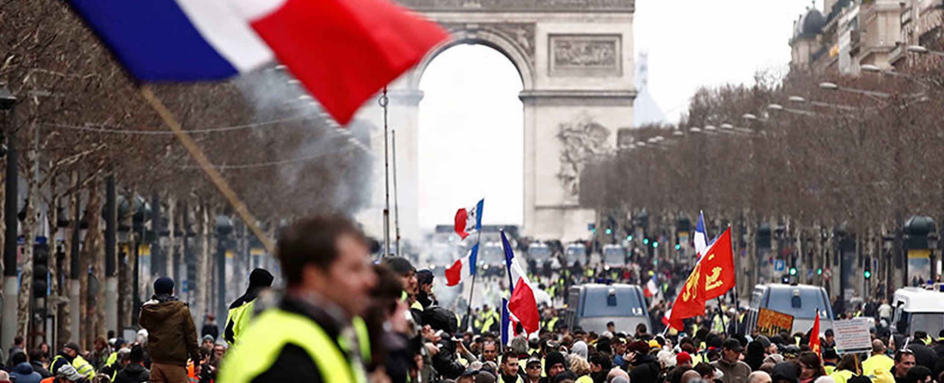 Ministro de Francia anuncia que las protestas de los 'chalecos amarillos'  serán prohibidas a partir del próximo sábado
