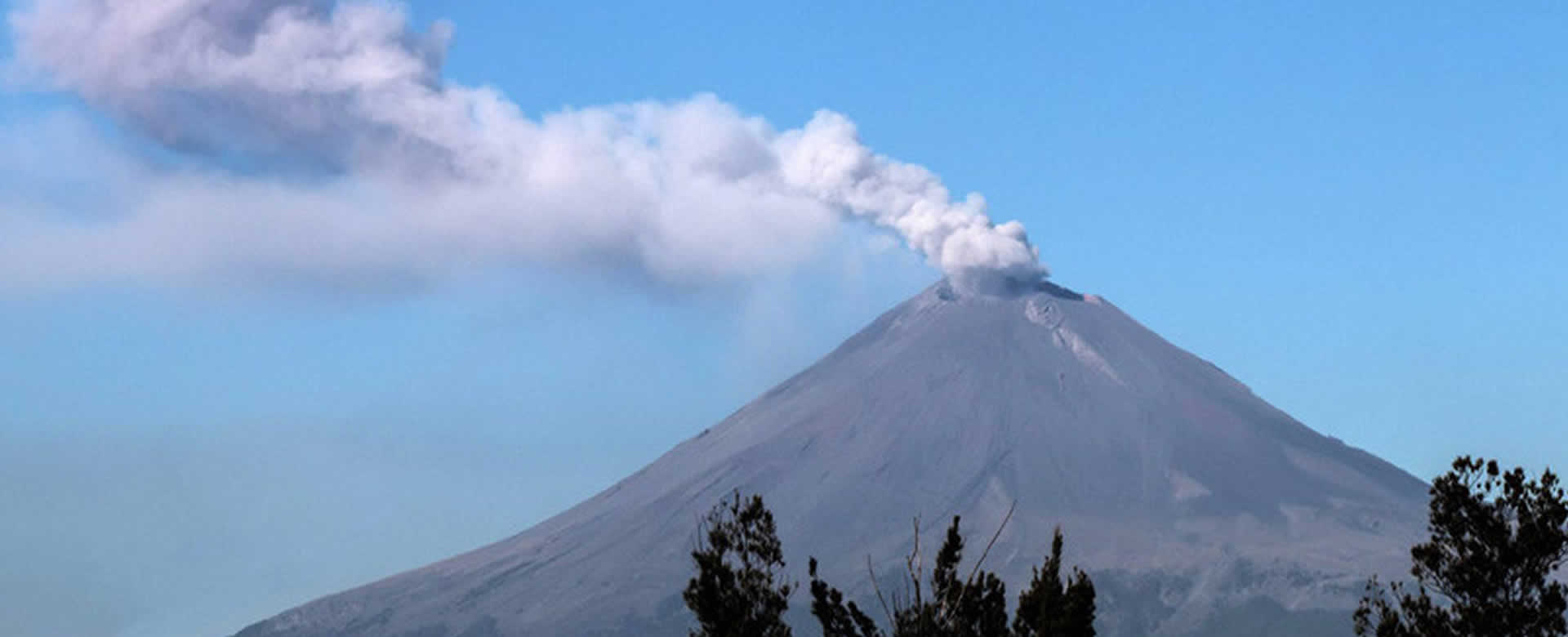 México declara alerta amarilla tras explosión del Volcán Popocatépelt