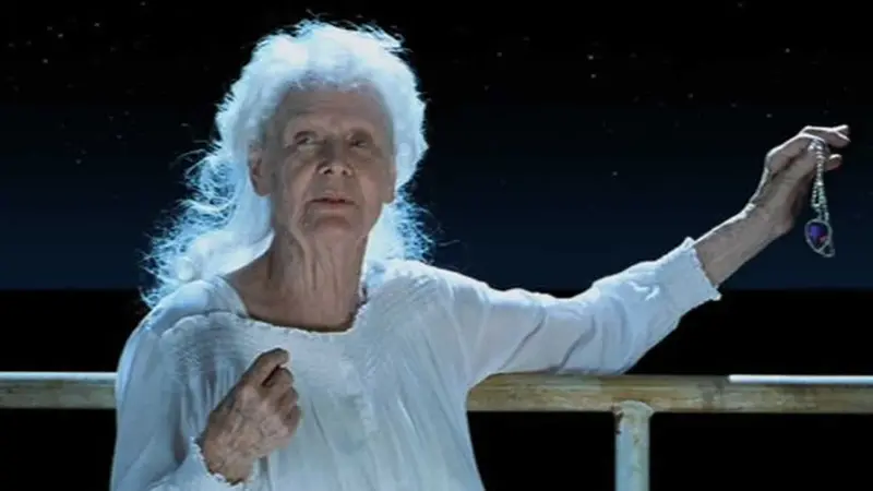 Existe un final alternativo de Titanic que quizás no conocías