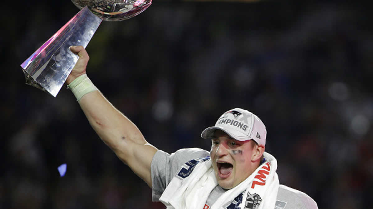 Rob Gronkowski, el ala cerrada de los Patriots de Nueva Inglaterra se retira de la NFL