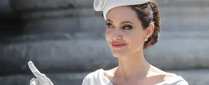 Sonaran campanas para Angelina Jolie y su supuesto novio británico?
