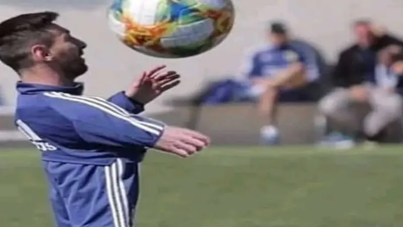 Messi retorna a la albiceleste a pagar los platos rotos 