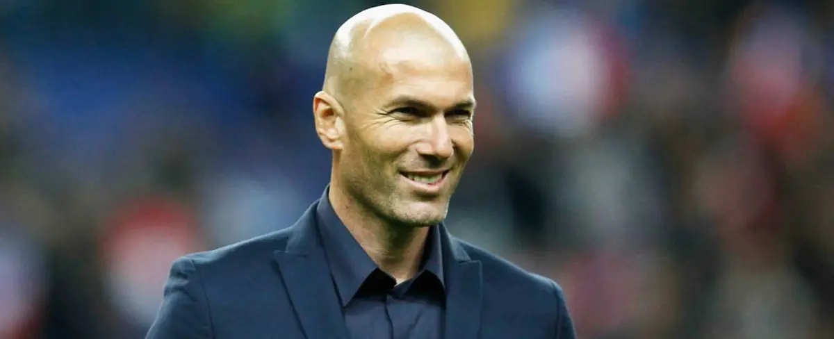 Zinedine Zidane sale en defensa de Sergio Ramos