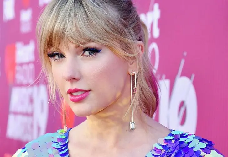 Taylor Swift supera a Ariana Grande con su nuevo video