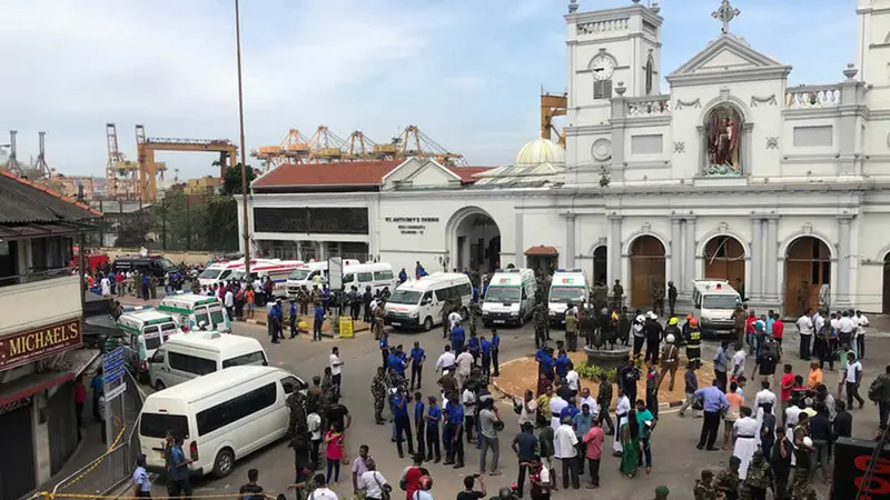 Asciende la cifra de muertos y heridos por explosiones en Sri Lanka