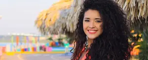Concursante de Miss Teen 2016 se siente el centro del universo