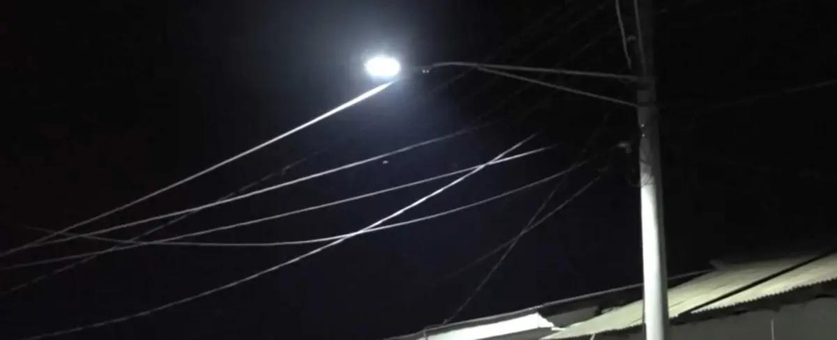 Autoridades instalan luminarias públicas LED en Estelí
