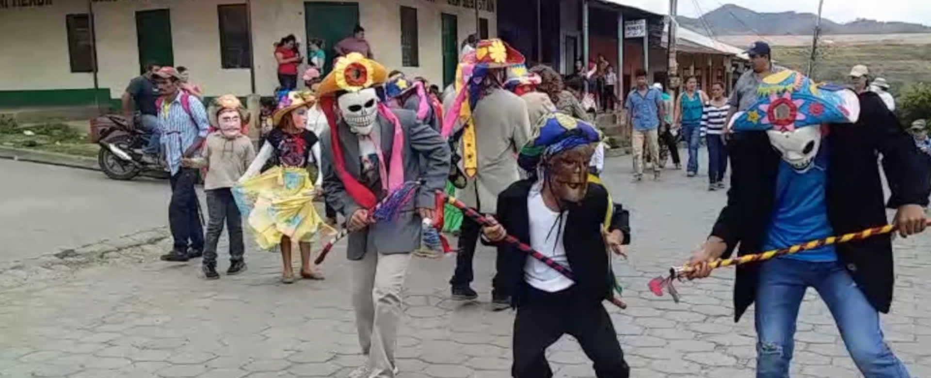 La Libertad inició sus fiestas patronales con la primera rifa de ternero