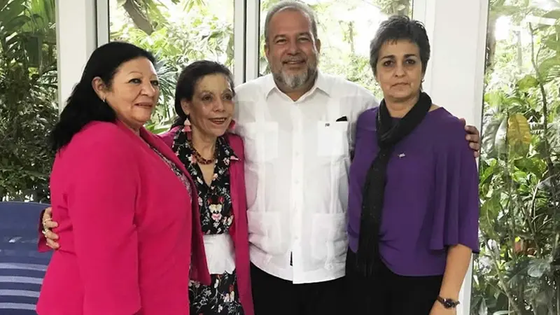 Rosario sostiene encuentro fraterno con Ministro de Turismo de Cuba, Manuel Marrero