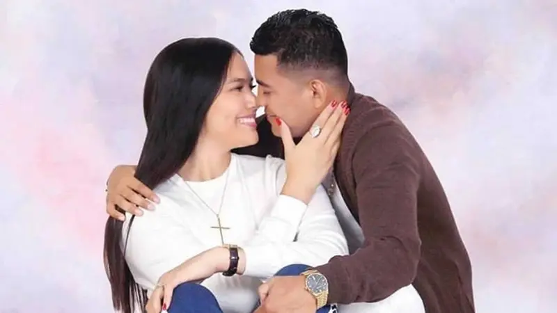 Román "Chocolatito" González noqueado por el amor