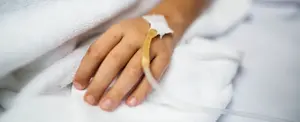 Ohio: Mujer rechaza hacer donativo a pequeña con cáncer por ser hija de lesbianas