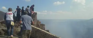 Familias aprenden más del Parque Nacional Volcán Masaya