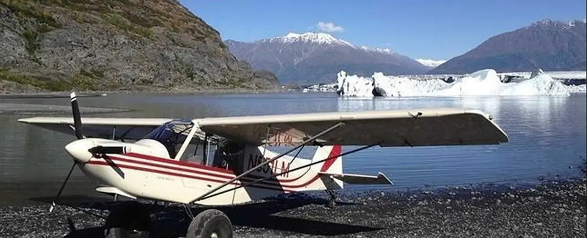 Al menos 5 muertos, 10 heridos y un desaparecido tras chocar en el aire dos avionetas en Alaska