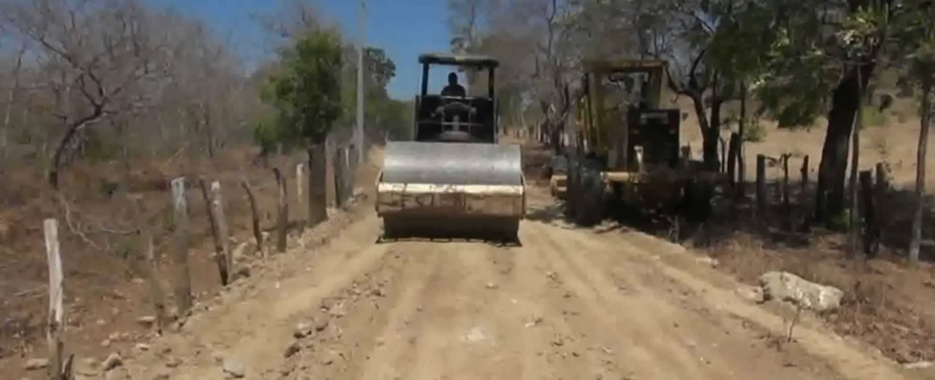 Autoridades rehabilitan camino rural en comunidad Las Quiatillas de Estelí