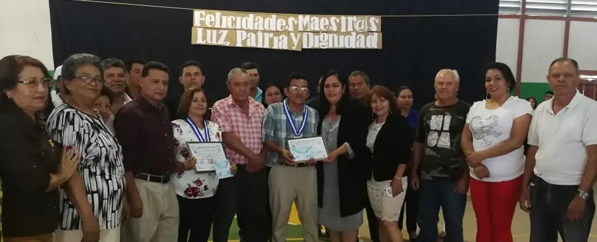 Entregan Orden Educativa Cesar Augusto Pinel, a maestros destacados de Somoto