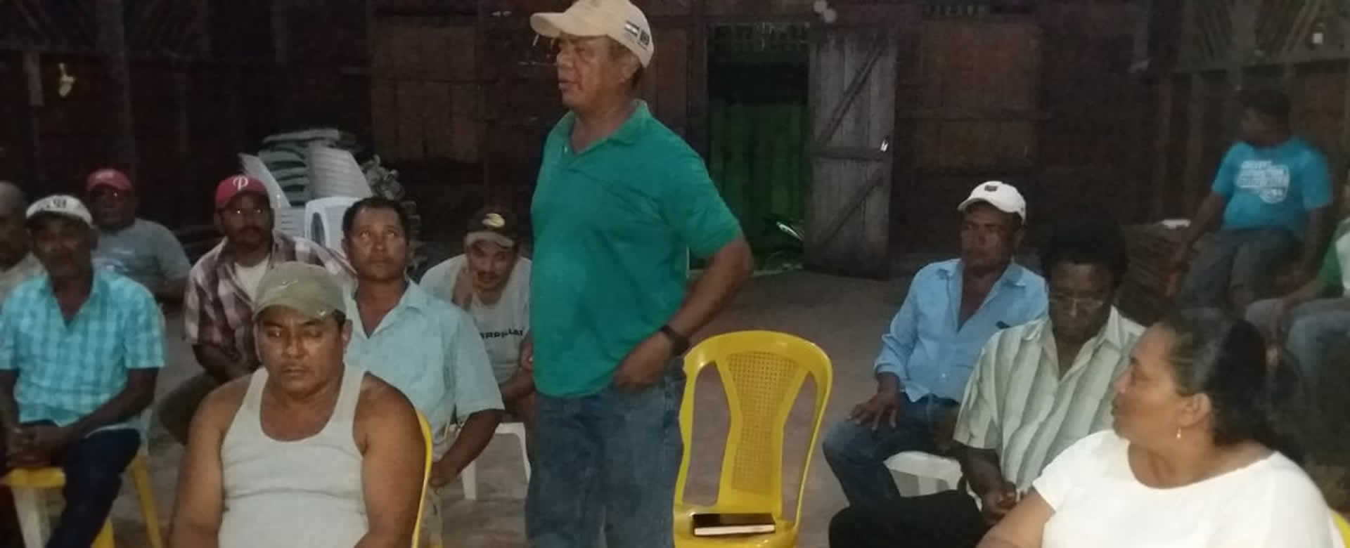 Productores de La Cruz de Río Grande junto autoridades municipales realizan planificación de proyectos