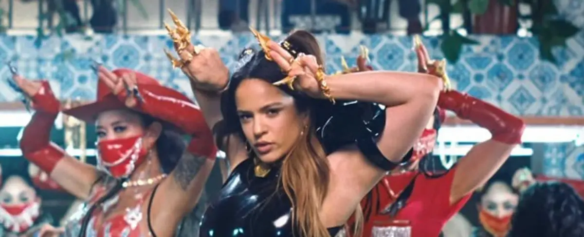 Rosalía "saca las uñas" en nuevo vídeo musical