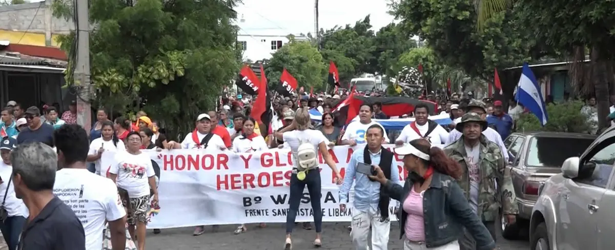 Militantes Sandinistas conmemora a los héroes y mártires de Waspán Sur
