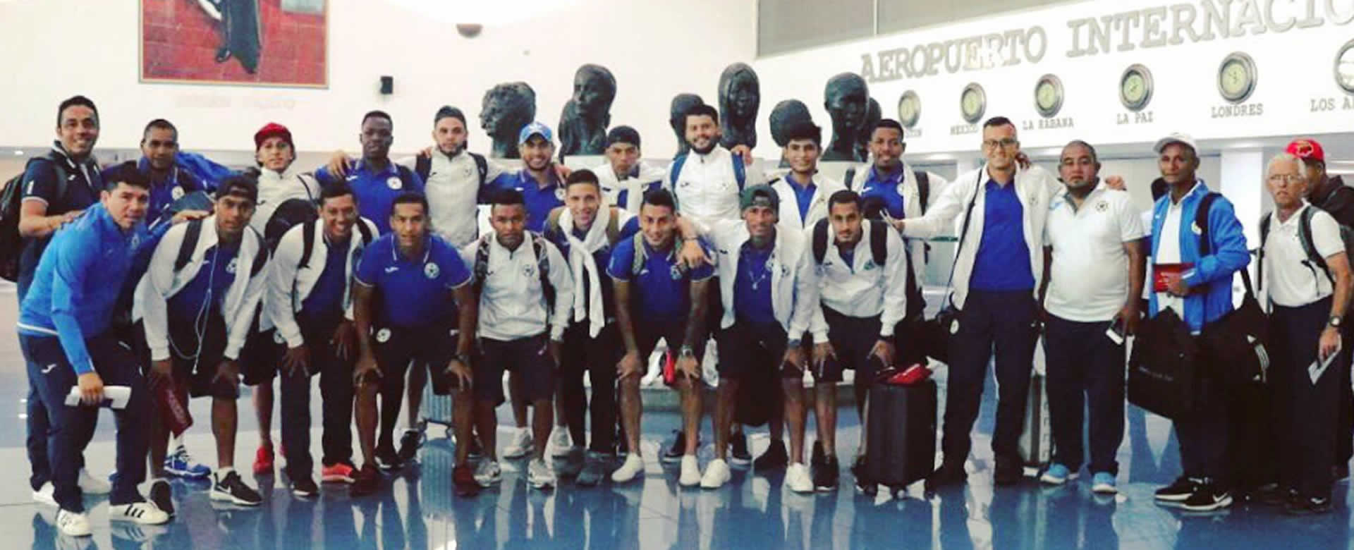 Jugamos a 10 centígrados con el único jugador titular en los últimos siete juegos, Óscar López