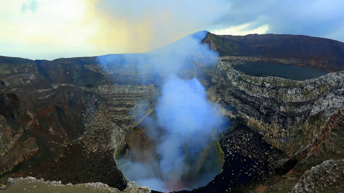 Volcán Masaya, sitio preferido de los turistas en Nicaragua