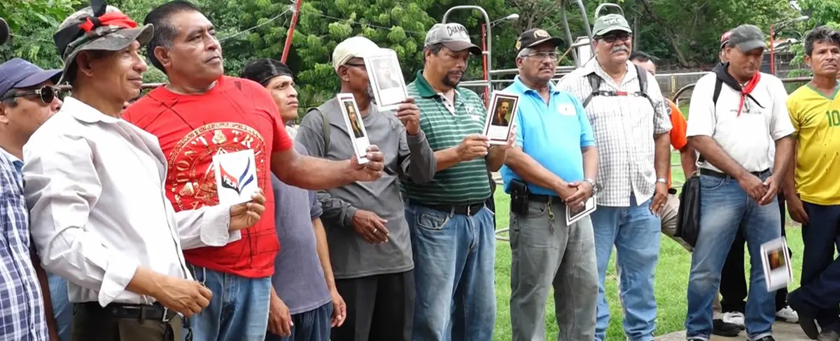 Rinden homenaje a los caídos de la masacre del Kilocho en carretera sur