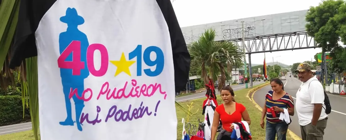 Emprendedores presentes en el aniversario 40 del Repliegue